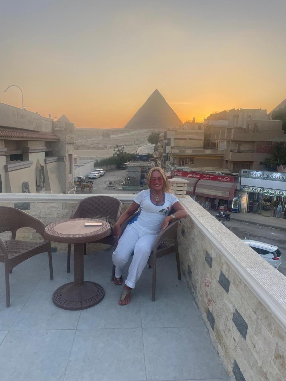 Sphinx Palace Pyramids View Inn Kafrat al Jabal Exterior foto